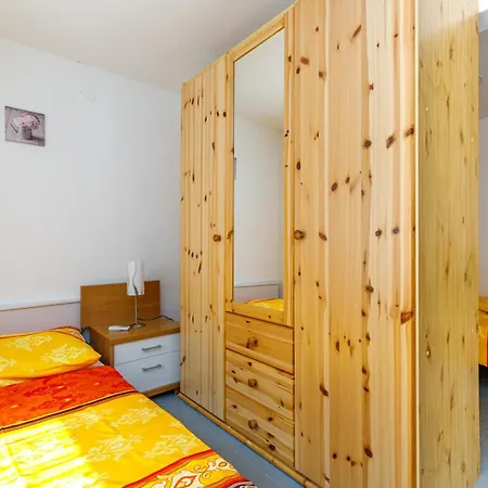 Apartment Elisabeth Medulin