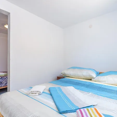 Elisabeth Apartment